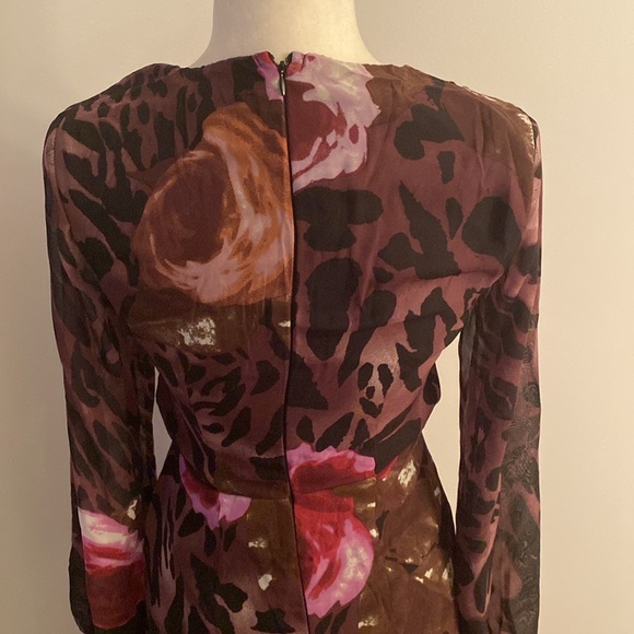 New in bag Venus’s side cut out maxi dress - Picture 11 of 15